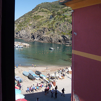 front room, view on Piazza Marconi