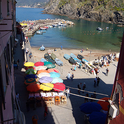 camera davanti, vista su Piazza Marconi